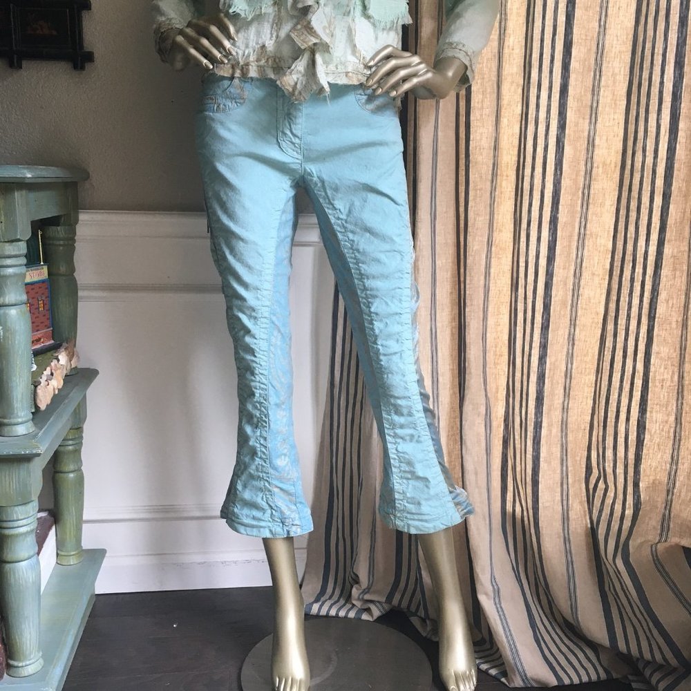 EUC ROBERTO CAVALLI Stretchy Cropped Flare Aqua Gold L